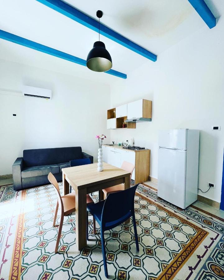 Oltremare Apartments سانتا فلافيا المظهر الخارجي الصورة