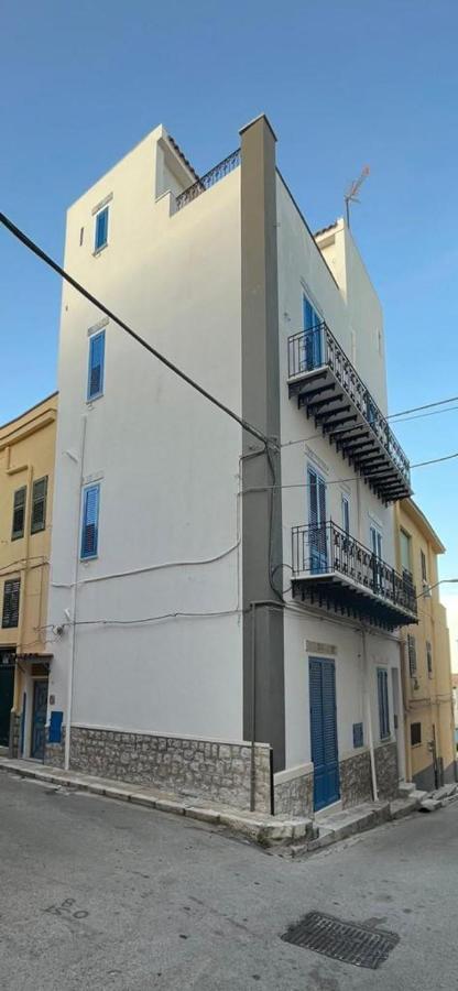 Oltremare Apartments سانتا فلافيا المظهر الخارجي الصورة